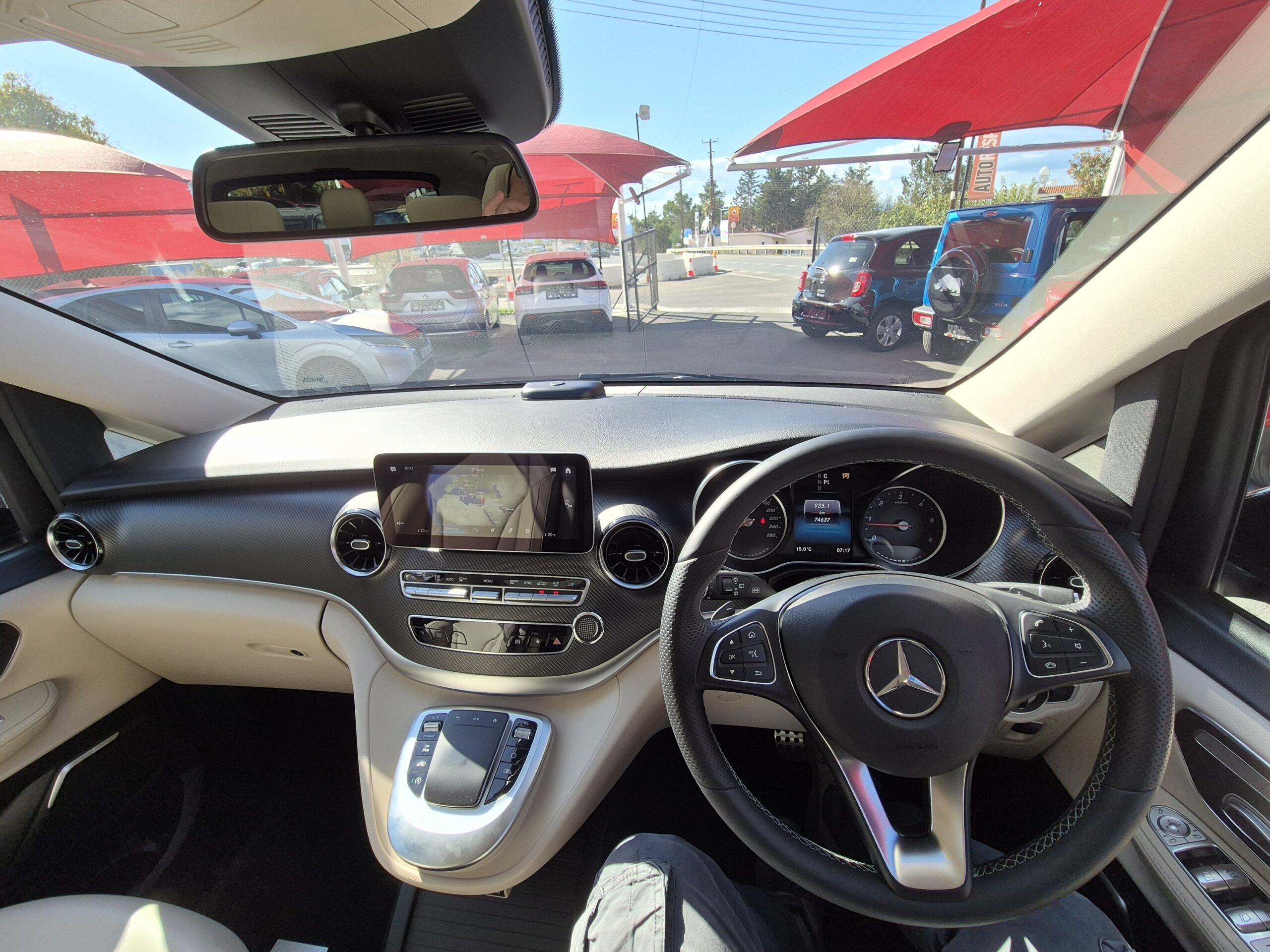 MERCEDES-BENZ V-CLASS