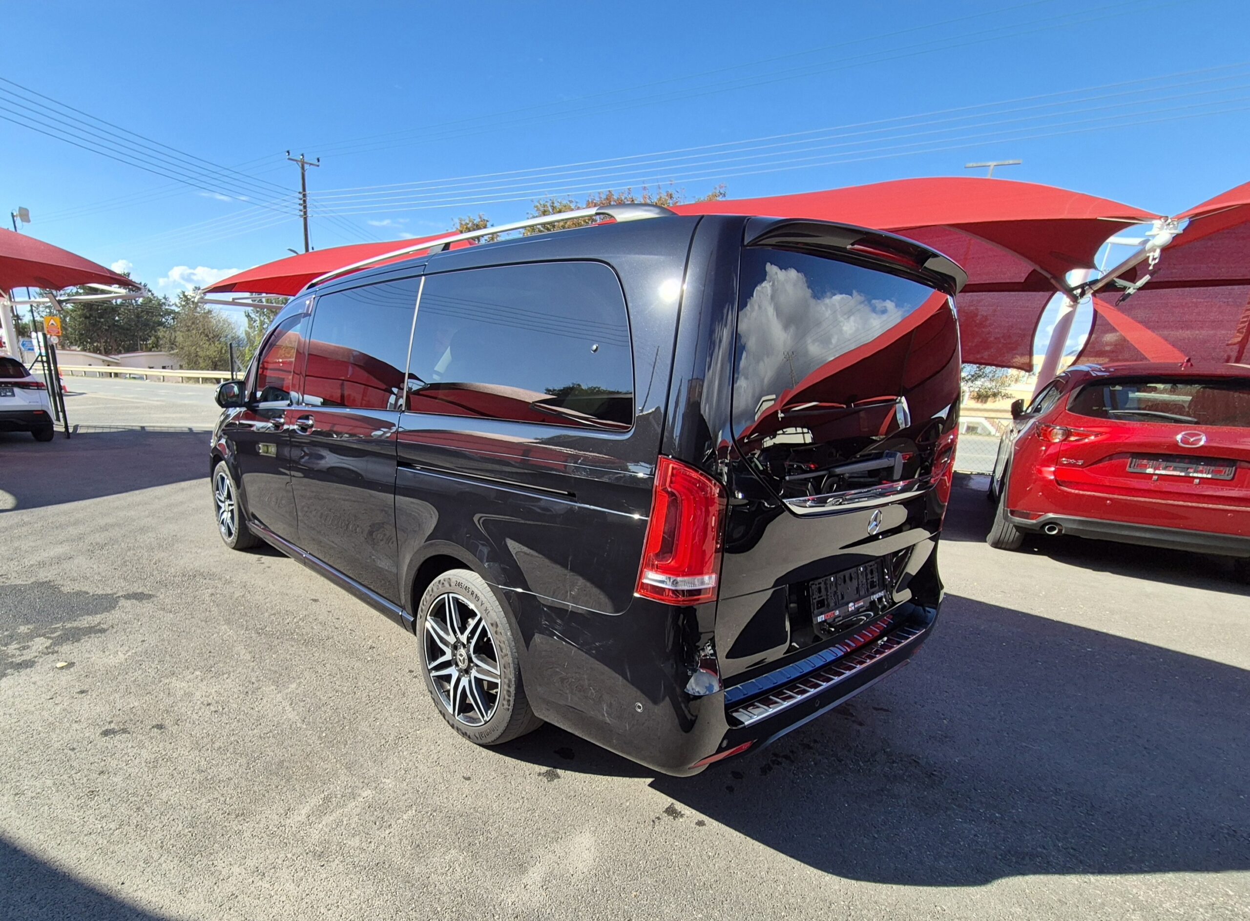 MERCEDES-BENZ V-CLASS