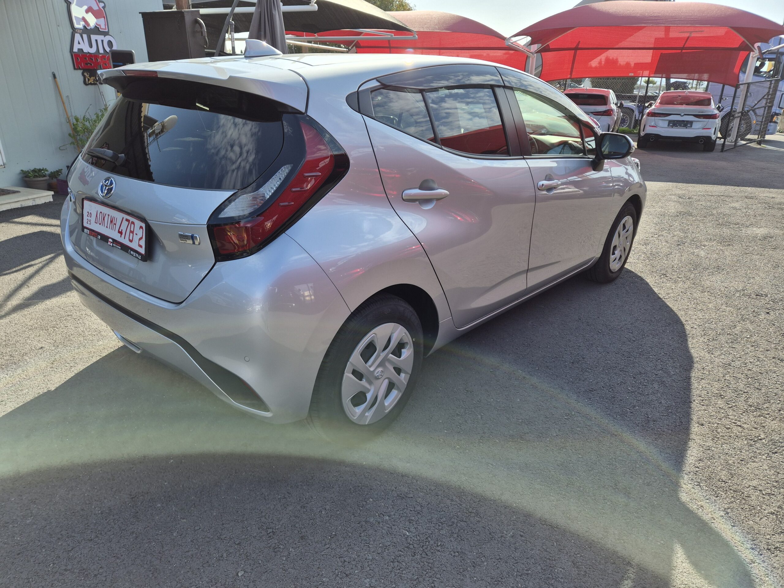 TOYOTA AQUA 1.5 Hybrid