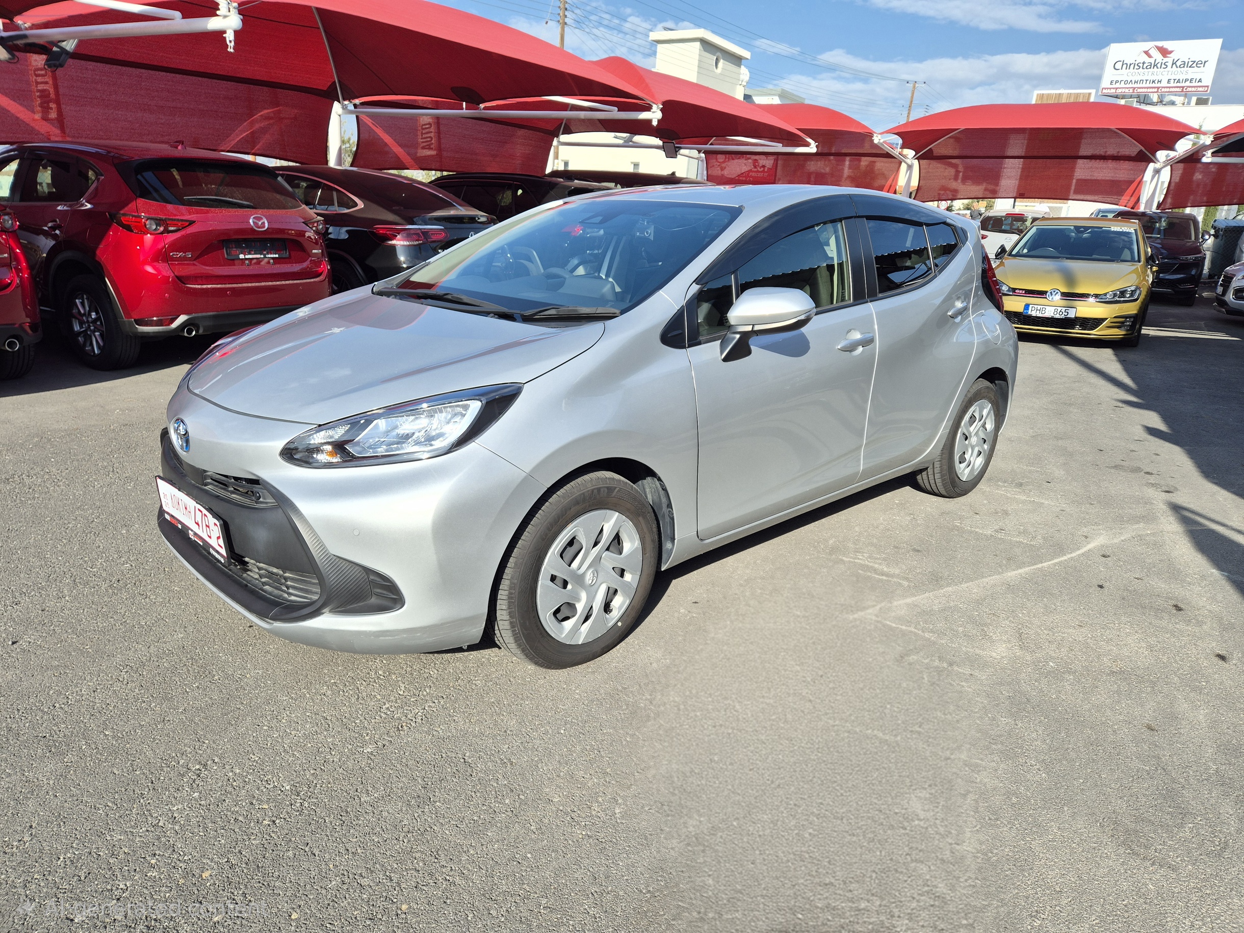 TOYOTA AQUA 1.5 Hybrid