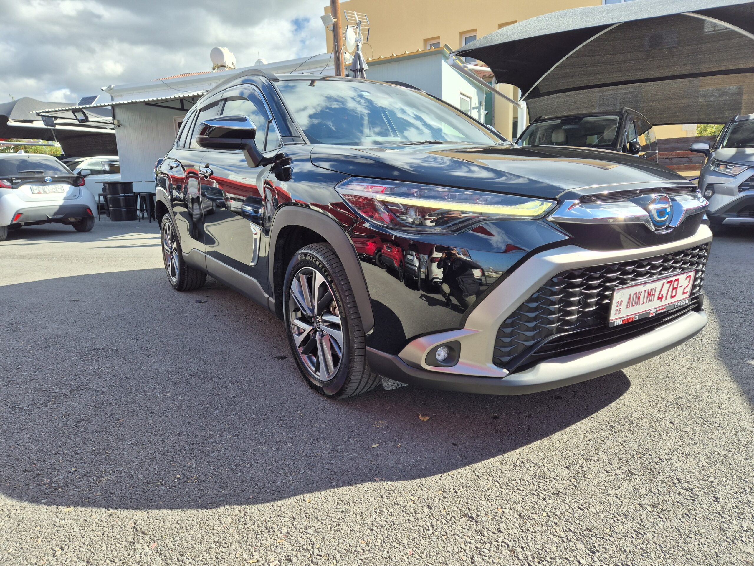 TOYOTA COROLLA CROSS