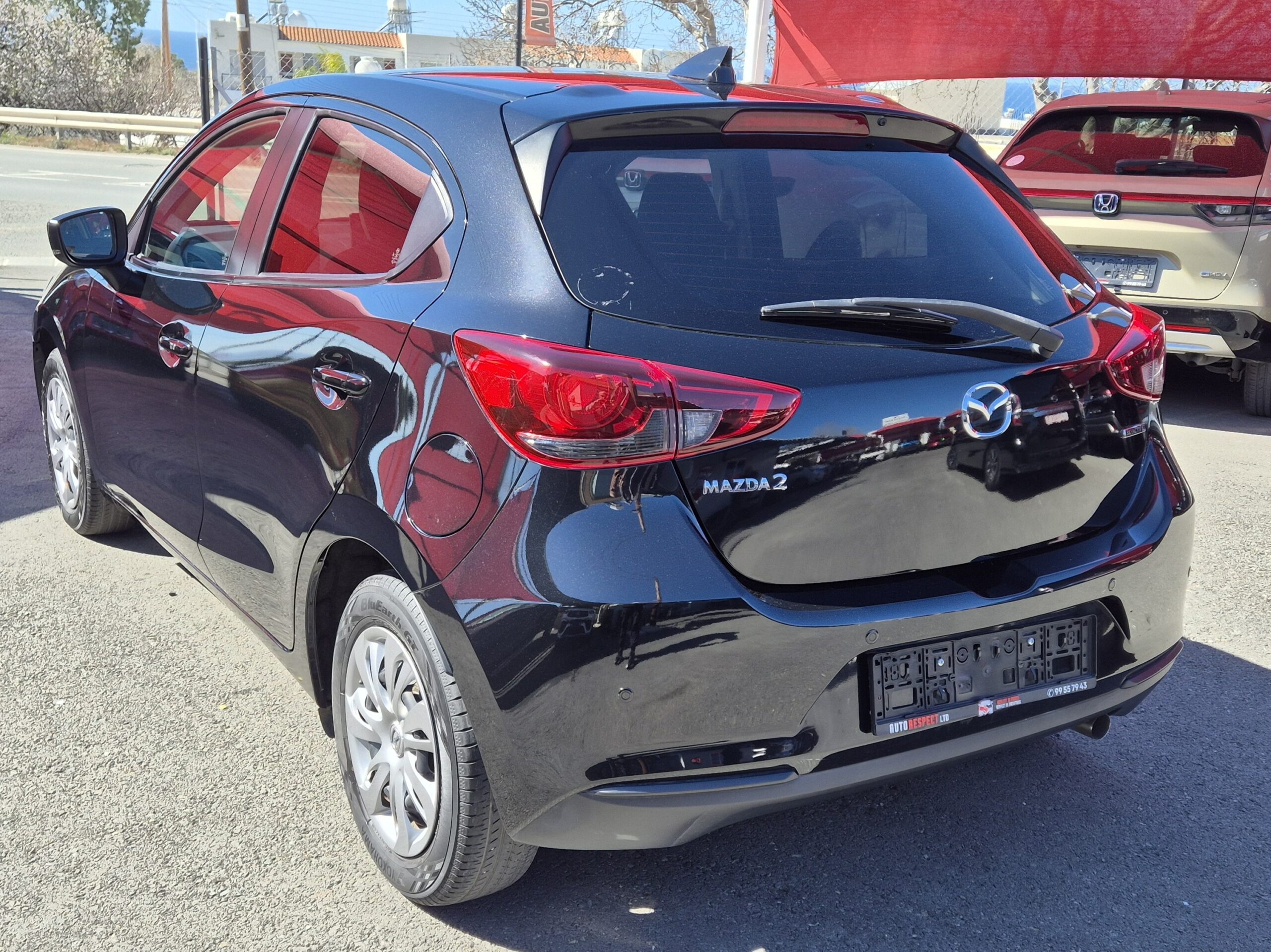 MAZDA 2