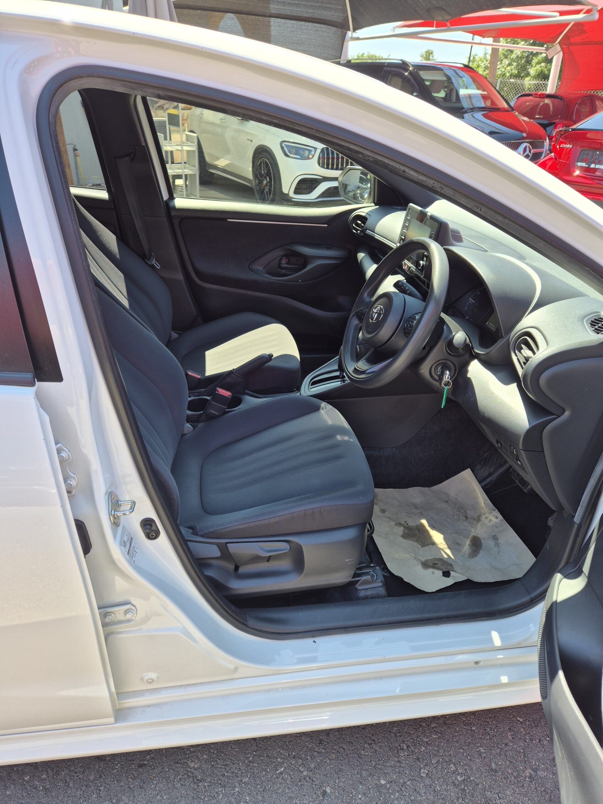 TOYOTA YARIS 1.5 Hybrid