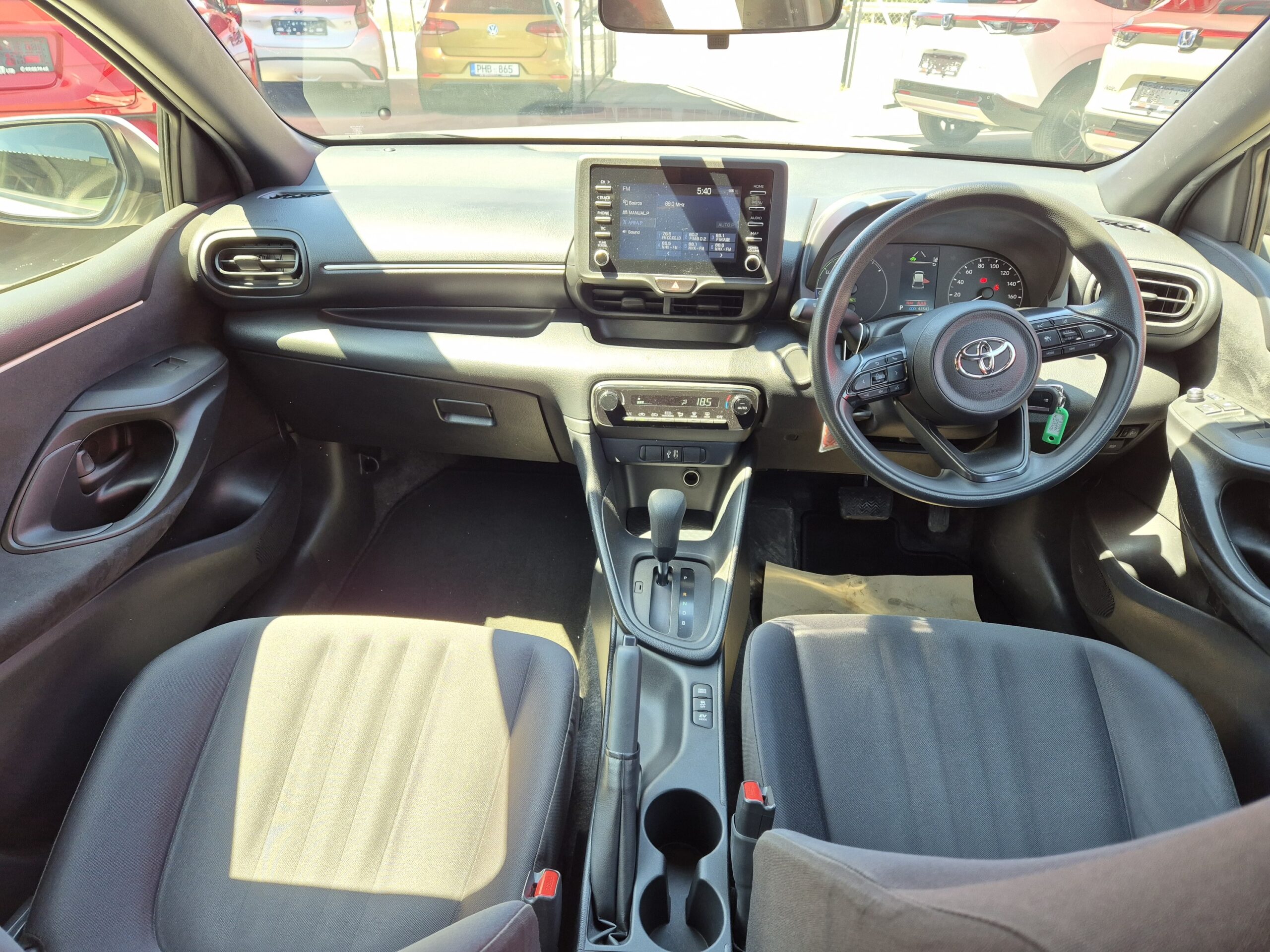 TOYOTA YARIS 1.5 Hybrid