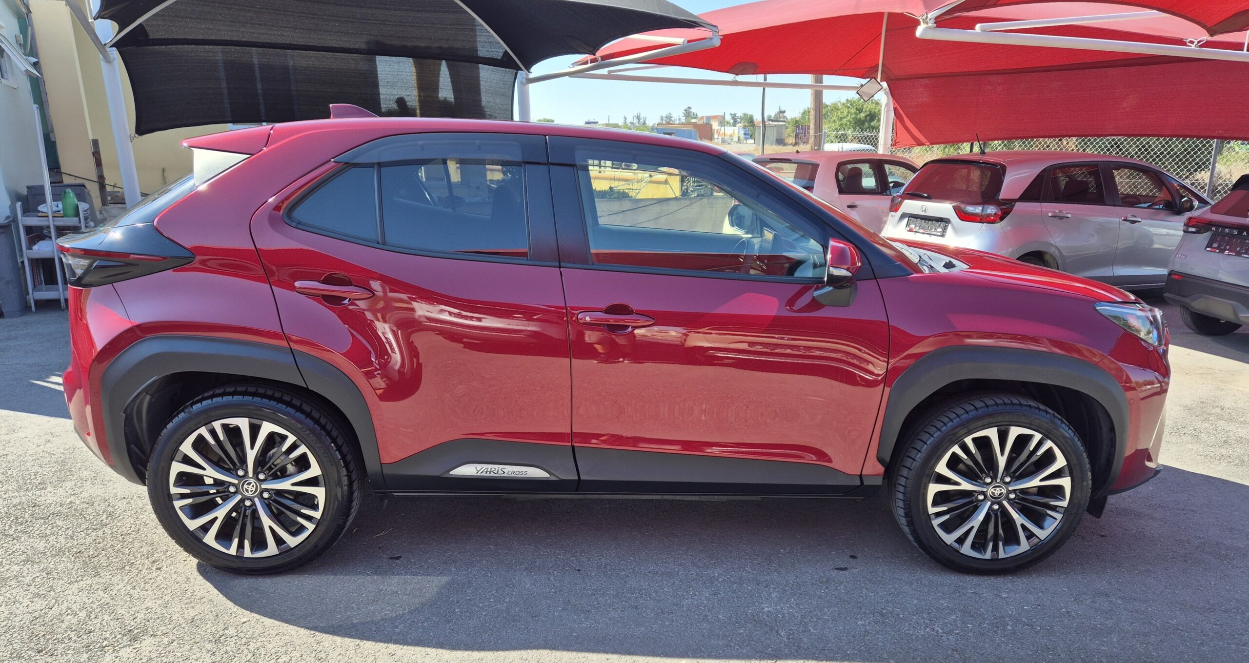 TOYOTA YARIS CROSS