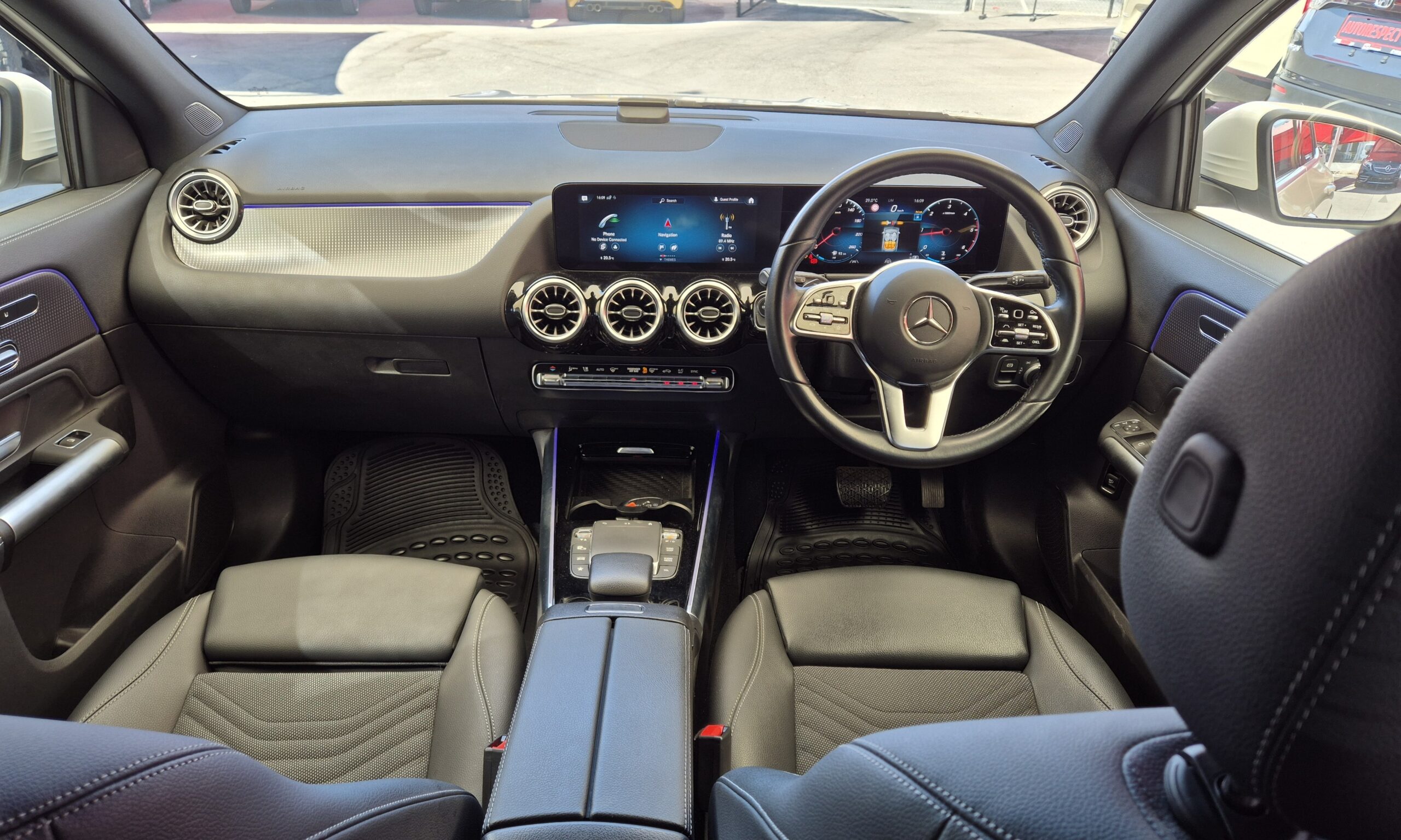 Mercedes-Benz GLA 200D 4matic
