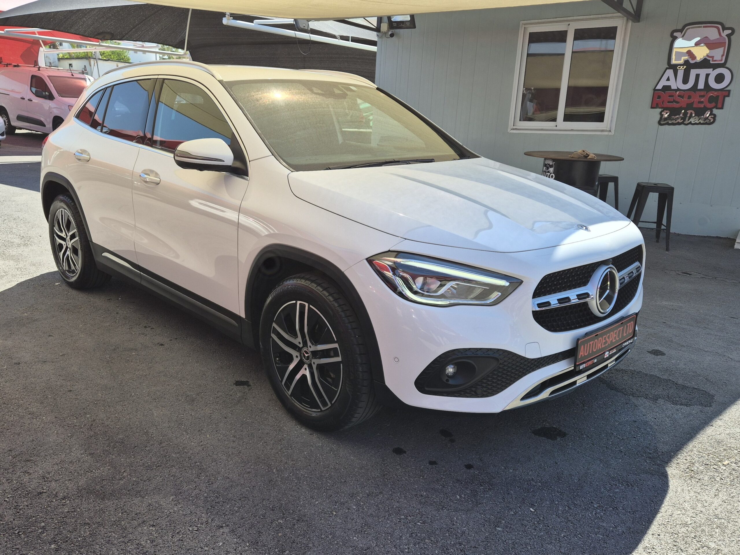 Mercedes-Benz GLA 200D 4matic