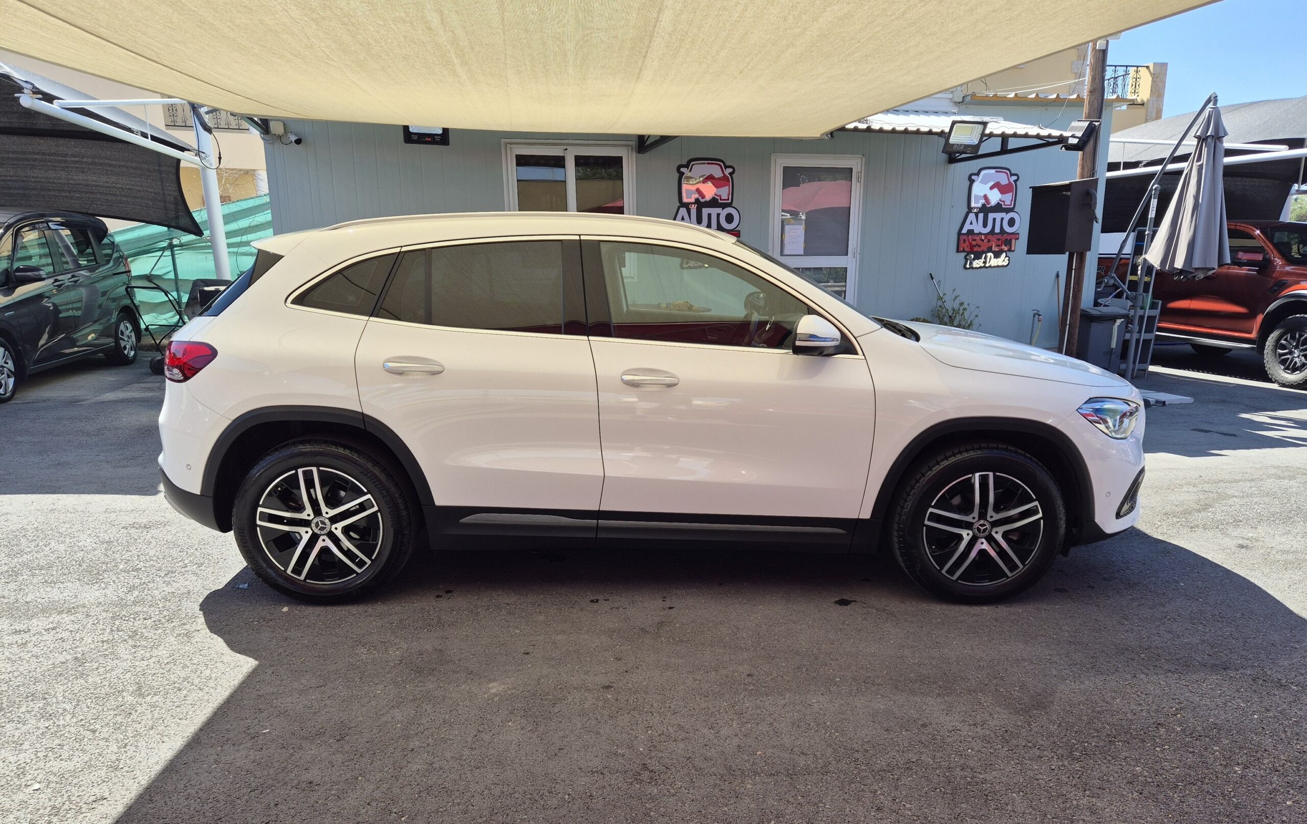 Mercedes-Benz GLA 200D 4matic