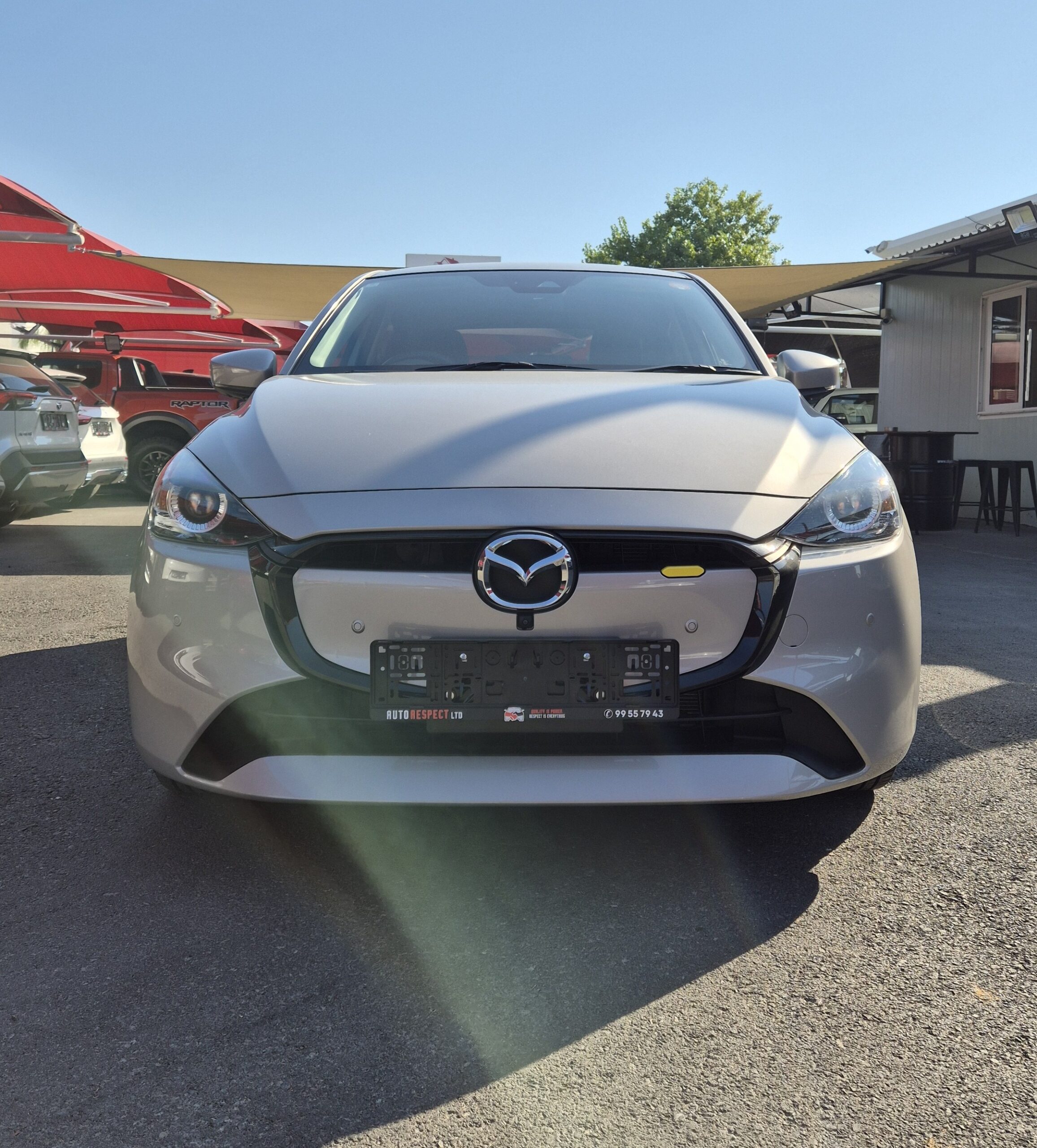 MAZDA 2