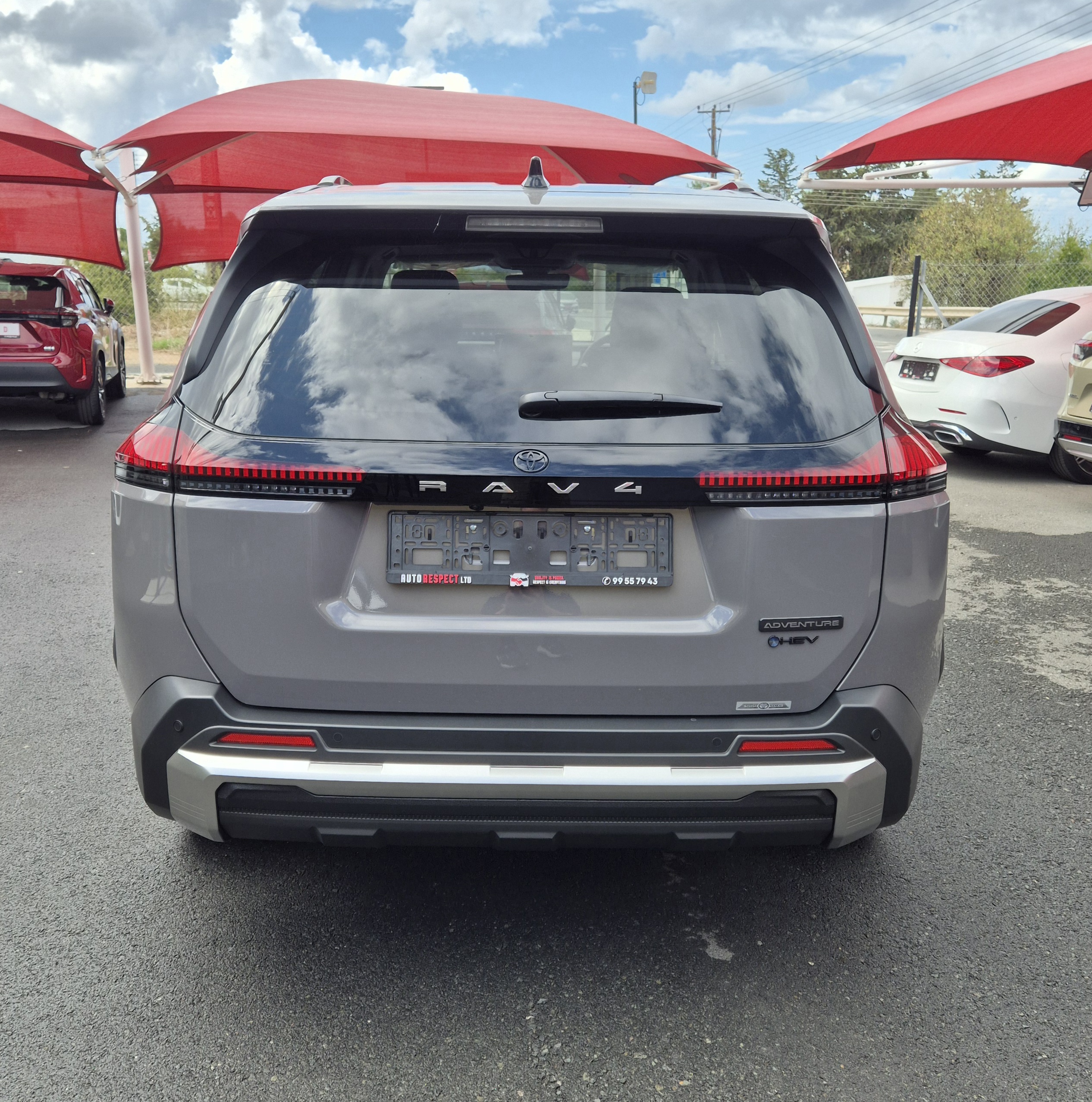 TOYOTA RAV4 e-HEV ADVENTURE